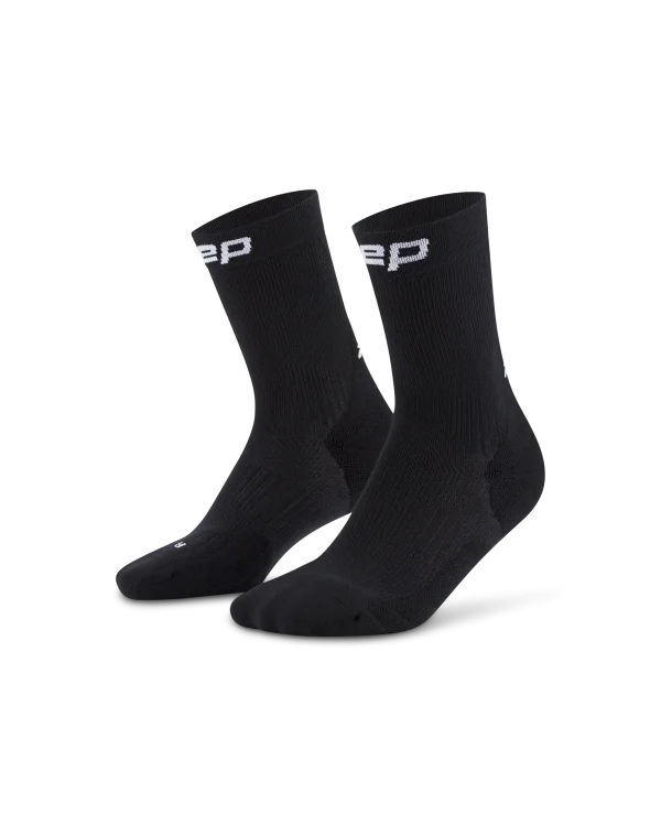 Core-Run-Mid-Cut-Socks-5-0_Black_WP9C5R_3200x4000_Transparent_03